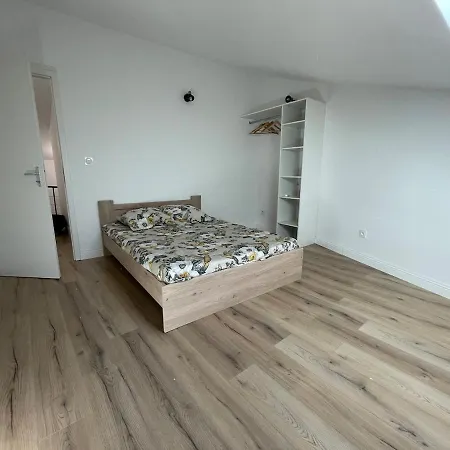 Duplex - 6 Pers - Wifi - 04190 * Les Mées