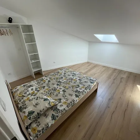 Duplex - 9 Pers - Wifi - 04190 *